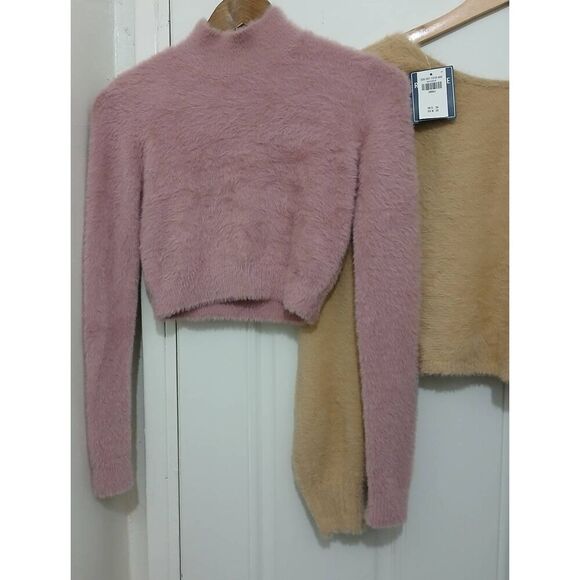 Sunday best womens small pink cropped sweater Hollister tan lot of 2 fuzzy soft - Picture 6 of 10